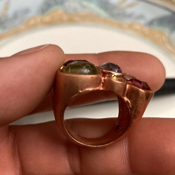 Ring    - Picture 6 of 9